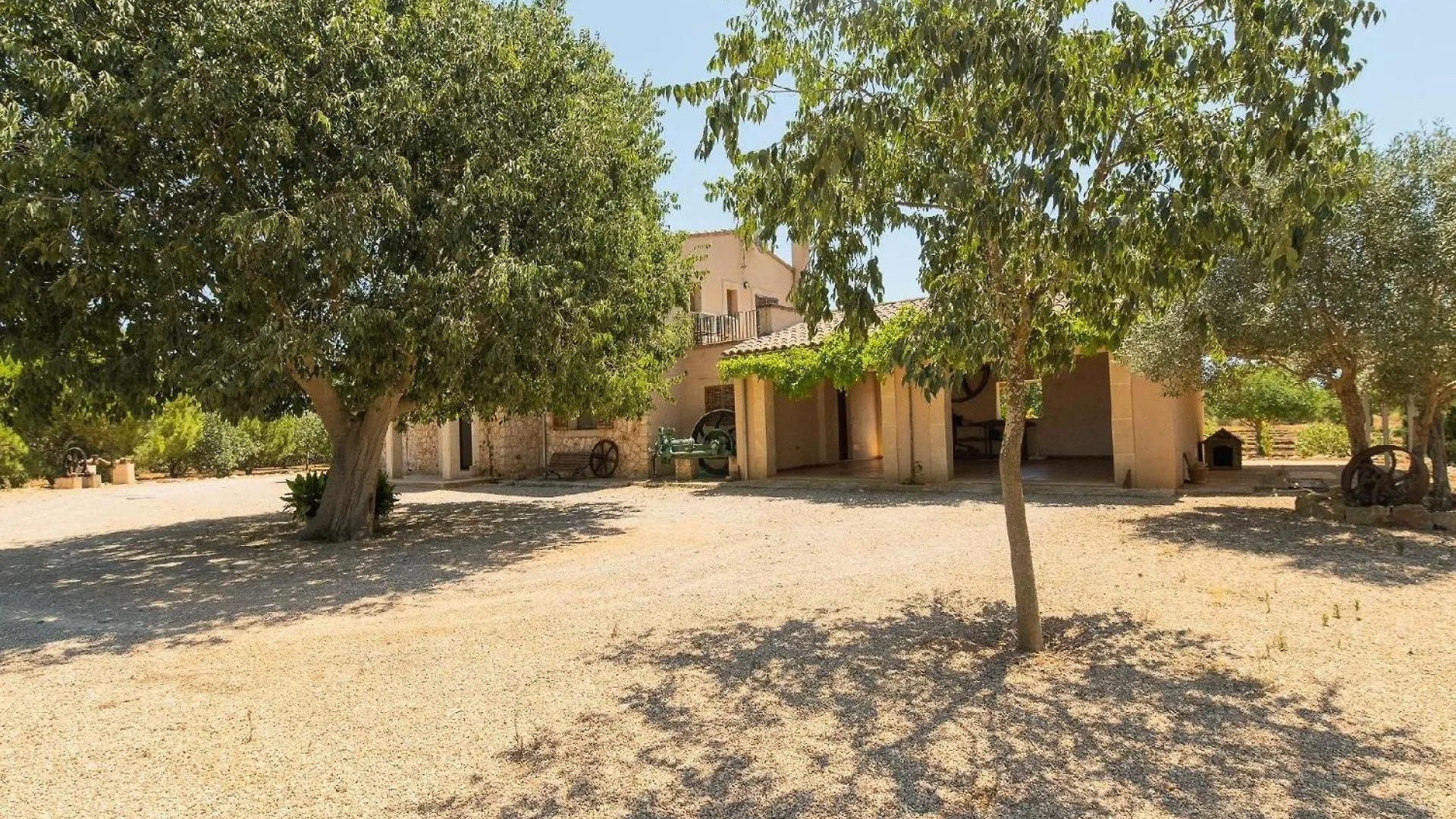 Luxurioese Finca Auf Zwei Etagen Mit Garten Sowie Pool Und Whirlpool Campos  0*, Campos (Mallorca) Spain