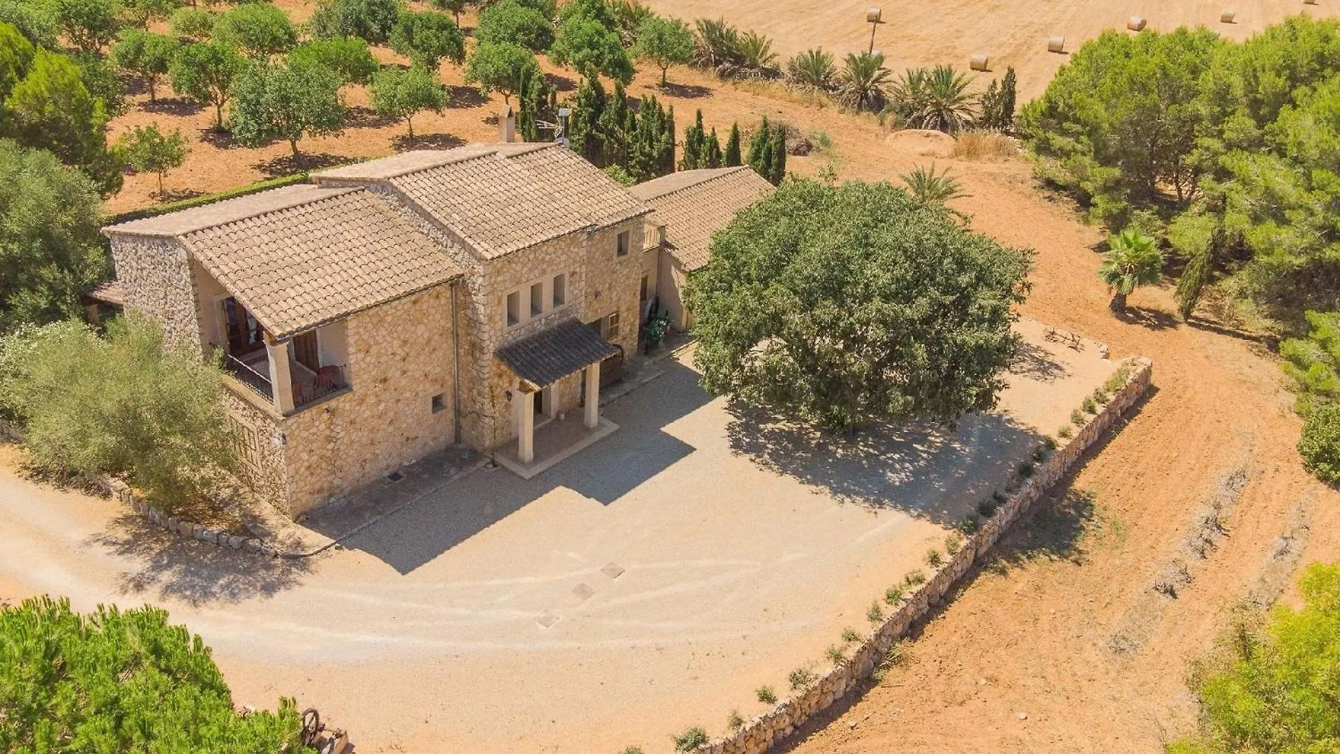 Luxurioese Finca Auf Zwei Etagen Mit Garten Sowie Pool Und Whirlpool Campos  Holiday home Campos (Mallorca)
